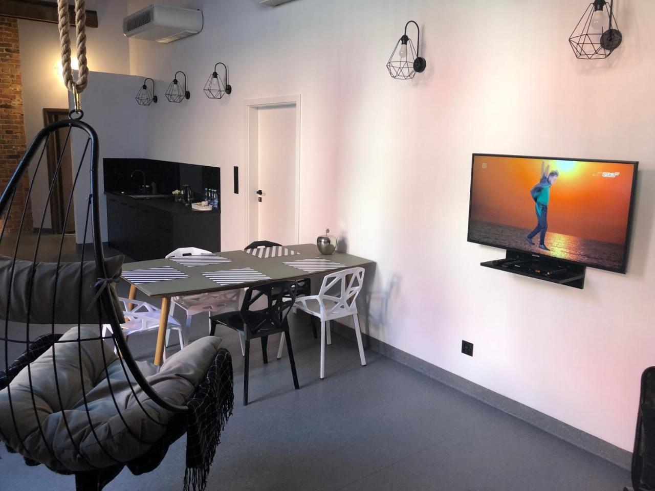 Livingroom 4a Self Check-in 24h Apartment *